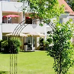 Haus Am Muehlenweg - 2 Haus I - Sonniges Und Modernes Daire Bad Wörishofen
